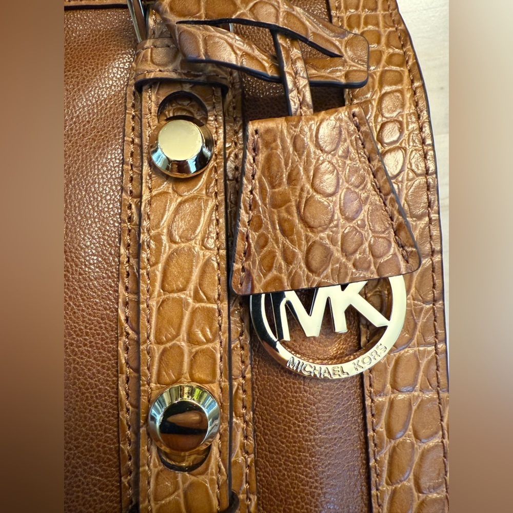 Michael Kors Collins Studded MD Satchel - Walnut New With Tags - Picture 7 of 9